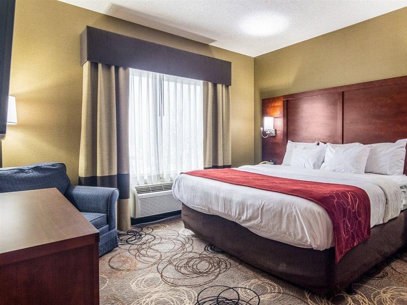 Comfort Suites Southfield-Detroit Exterior foto