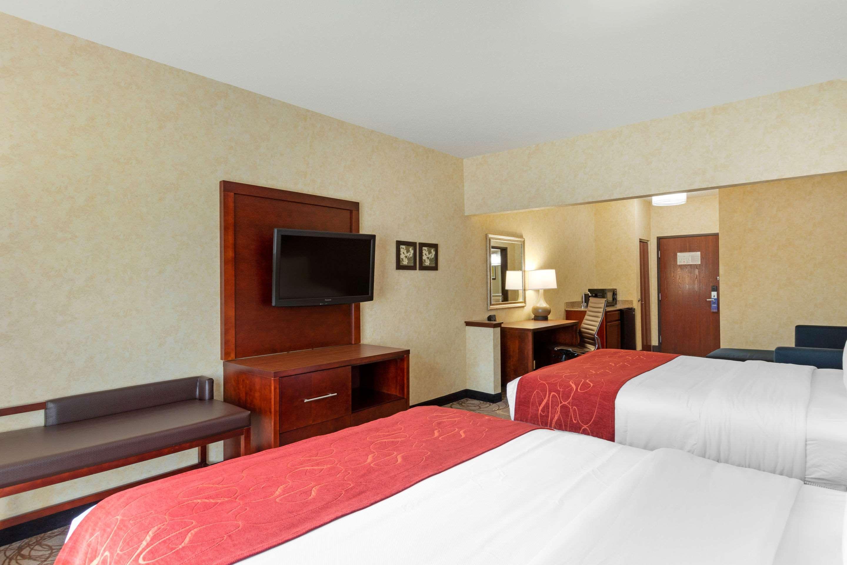 Comfort Suites Southfield-Detroit Exterior foto