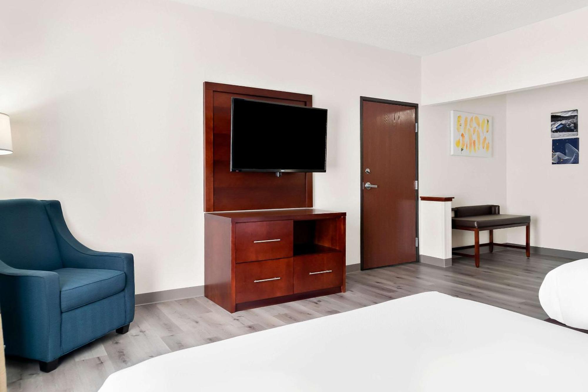 Comfort Suites Southfield-Detroit Exterior foto